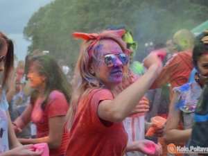У Полтаві відбувся масштабний індійський фестиваль кольорів (ВІДЕО)