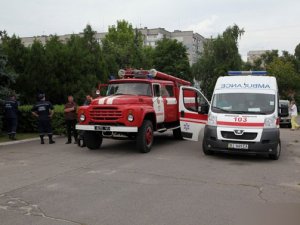 Фото: У будівлі Комсомольської міськради виявили гранату