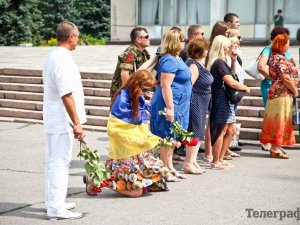 Фото: Боєць «Ніжний» назавжди повернувся в рідний Кременчук (ФОТО)