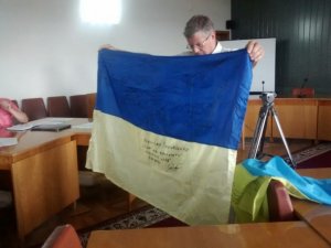 У Полтаві урочисто піднімуть прапор із зони АТО