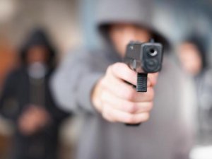 У Полтаві підстрелили двох чоловіків