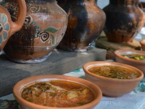 В Опішні відроджували традицію готувати борщ у глиняному горщику (ФОТО, ВІДЕО)