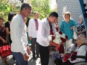 Фото: Жінка з Полтавщини в День Незалежності відсвяткувала 105 ювілей