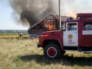 Фото: На Полтавщині згоріла ферма