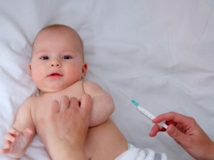 Фото: МОЗ обіцяє захистити українських дітей від спалаху поліомієліту