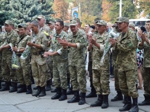 Полтава зустріла бійців 16-го окремого мотопіхотного батальйону (фото, відео)