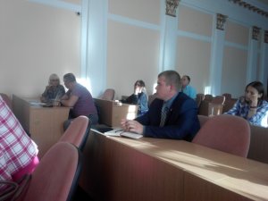 Фото: Перші засідання виборчих комісій на Полтавщині пройшли без необхідного інвентарю та календарного плану