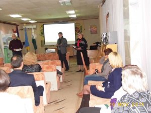 Фото: Громадські організації та бібліотеки Полтавщини разом допомагатимуть переселенцям