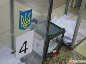 Нетверезі на дільниці та обливання зеленкою – полтавська поліція про порушення на виборах