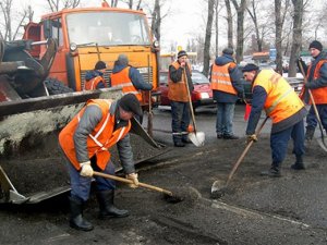 Мамай обіцяє і надалі асфальтувати дороги в обласному центрі