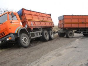 Фото: На Полтавщині розшукали зниклого дальнобійника – чоловік три дні святкував зустріч з товаришем