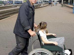 Фото: Вокзали та залізничні станції Полтавщини обіцяють зробити доступнішими для людей з інвалідністю