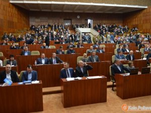 Фото: Сесія Полтавської обласної ради: за слад комісій проголосували пакетом