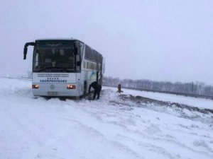 Фото: У Полтаві через снігопад скасували деякі міжрайонні рейси