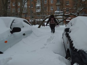 Як полтавці рятуються із снігових пасток (ВІДЕО, ФОТО)