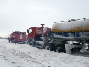 У Пирятинському районі зі снігових заметів витягли 7 автомобілів
