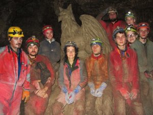 Фото: Юні спелеологи Полтавщини зробили нові відкриття у найбільшій печері Європи
