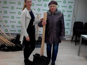 Фото: «Нова Полтава» безкоштовно видасть полтавцям ще 500 лопат