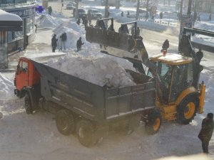 Фото: Міська влада опублікувала список вулиць Полтави, які першочергово очистять від снігу