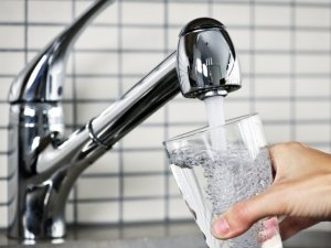 Фото: «Полтававодоканал» зараховував споживачам більше води до сплати, ніж визначено нормами