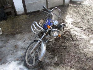 Фото: На Полтавщині 17-річний злочинець проник на подвір’я власників і викрав мопед