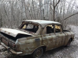 Фото: На Полтавщині викрадений автомобіль знайшли у річці
