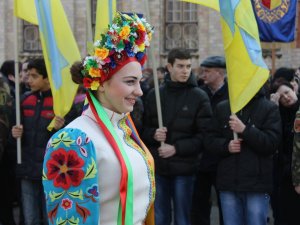 Полтавці урочисто вшанували пам’ять Кобзаря (ФОТО)