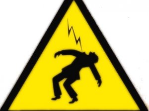 Фото: На Полтавщині хлопець заліз на електроопору й загинув від ураження струмом