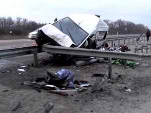 Фото: Під Полтавою в ДТП загинули троє людей з Луганської області