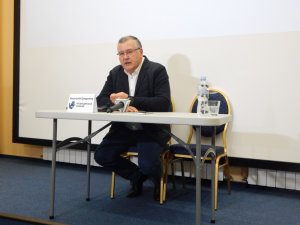 Фото: Анатолій Гриценко: «Треба переорієнтувати силові структури на захист країни від ворога, а не влади від народу»