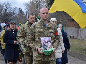 «Із ним було не страшно»: на Полтавщині поховали Героя