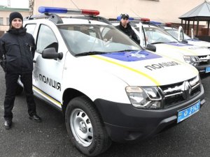 Фото: Три нові позашляховики отримала патрульна поліція Полтави (фото)