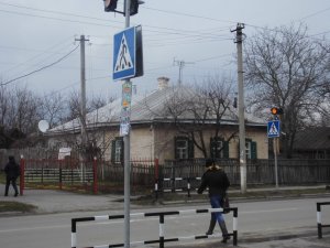 Фото: У Миргороді уберегли школярів від ДТП світлофором за  17 тисяч гривень