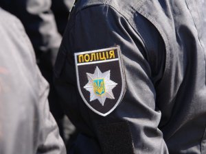 У Полтаві онук так пограв у піжмурки з дідусем, що довелось викликати поліцію