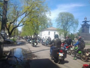 Полтавою проїхало близько 700 мотоциклів (відео)
