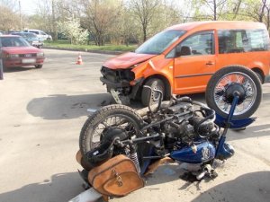 Фото: У Пирятині в ДТП постраждав мотоцикліст