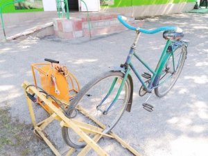 Фото: У Нових Санжарах встановили велоустановки, аналогічні варшавським (фото)