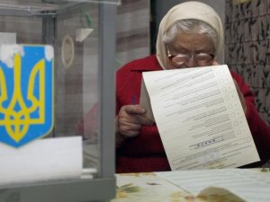 Фото: ЦВК затвердила бюлетені на вибори у 151 окрузі на Полтавщині