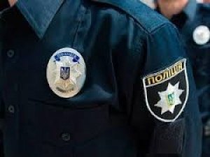 Фото: У Полтаві затримали авто, в якому перевозили 40 тисяч агітаційних передвиборчих листівок