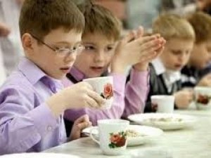 Фото: У полтавських навчальних закладах діти учасників АТО харчуватимуться безкоштовно
