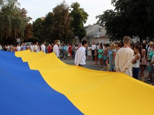 Фото: Від 12-метрового стягу до салюту – як на Полтавщині відсвяткували День Державного Прапора України  (ФОТО)