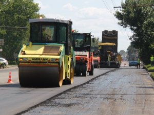 Фото: Шляхопровід та вулиці, які ремонтуватимуть 25 серпня