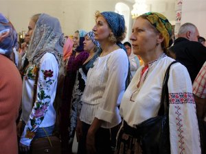 Фото: У кафедральному соборі Полтави відбулося храмове свято (ФОТО)