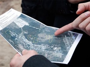 Фото: Донька Мамая отримала більше восьми соток землі у Полтаві