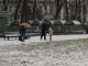 Фото: Сьогодні полтавці ховалися від снігу під парасольками