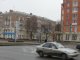Фото: У останній день року полтавці купували ялинки та носили важкі пакети