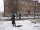 Фото: Біля полтавської школи відкритий люк чатує на необачних