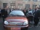 Фото: Школярі з Полтави добились, аби їхньому вчителю дали автомобіль