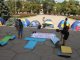 Фото: У Полтаві на мітинг проти директора школи відповіли мітингом
