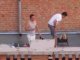Фото: Я-Репортер. У Полтаві на даху багатоповерхівки смажили шашлик (фото та відео)